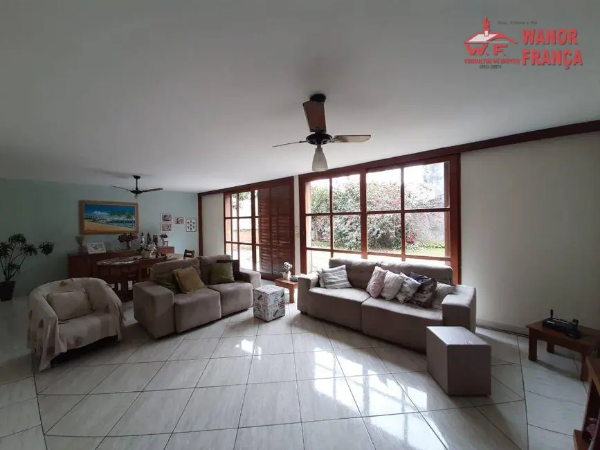 Foto 2 de Casa com 3 quartos à venda e para alugar, 632m2 em Nova Guará, Guaratingueta - SP