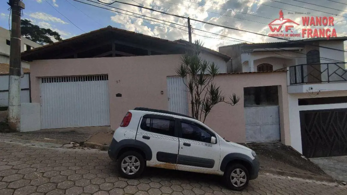 Foto 1 de Casa com 5 quartos para alugar, 177m2 em Figueira, Guaratingueta - SP