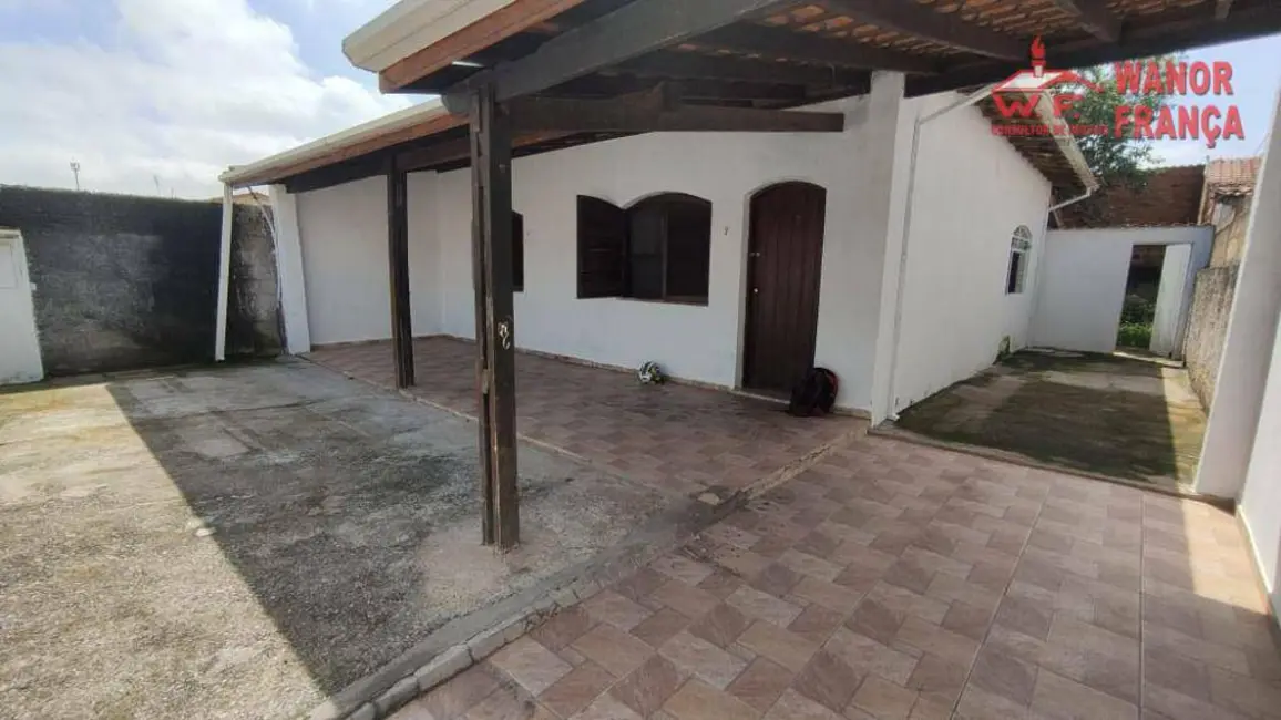 Foto 2 de Casa com 2 quartos para alugar, 250m2 em Parque Residencial Beira Rio, Guaratingueta - SP