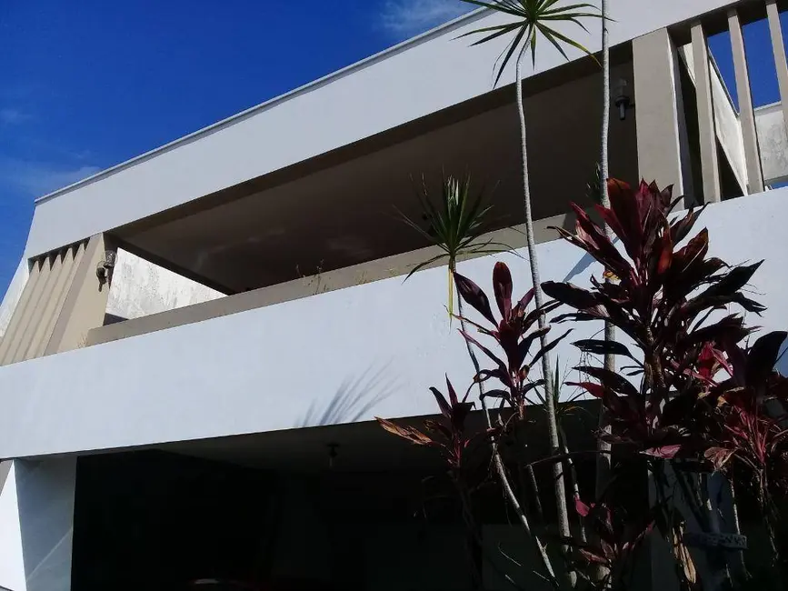 Foto 1 de Casa com 4 quartos à venda e para alugar, 300m2 em Nova Guará, Guaratingueta - SP