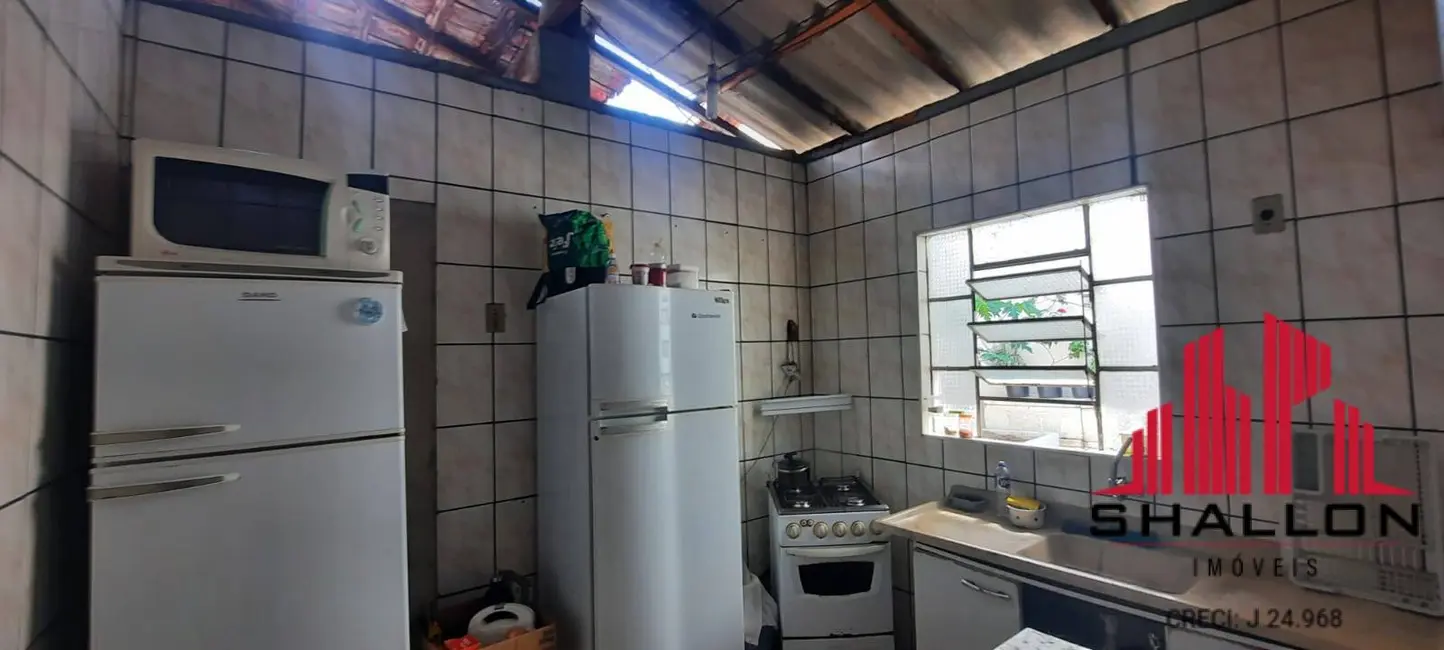 Casa com 2 quartos à venda em Jardim Sorocabano, Sorocaba - SP - imagem 2 Foto 2 de Casa com 2 quartos à venda em Jardim Sorocabano, Sorocaba - SP