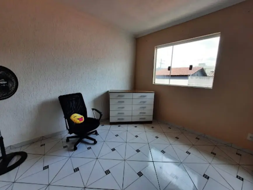 Sobrado com 3 quartos à venda em Jardim Wanel Ville V, Sorocaba - SP - imagem 4 Foto 4 de Sobrado com 3 quartos à venda em Jardim Wanel Ville V, Sorocaba - SP