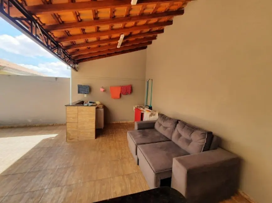 Sobrado com 3 quartos à venda em Jardim Wanel Ville V, Sorocaba - SP - imagem 3 Foto 3 de Sobrado com 3 quartos à venda em Jardim Wanel Ville V, Sorocaba - SP