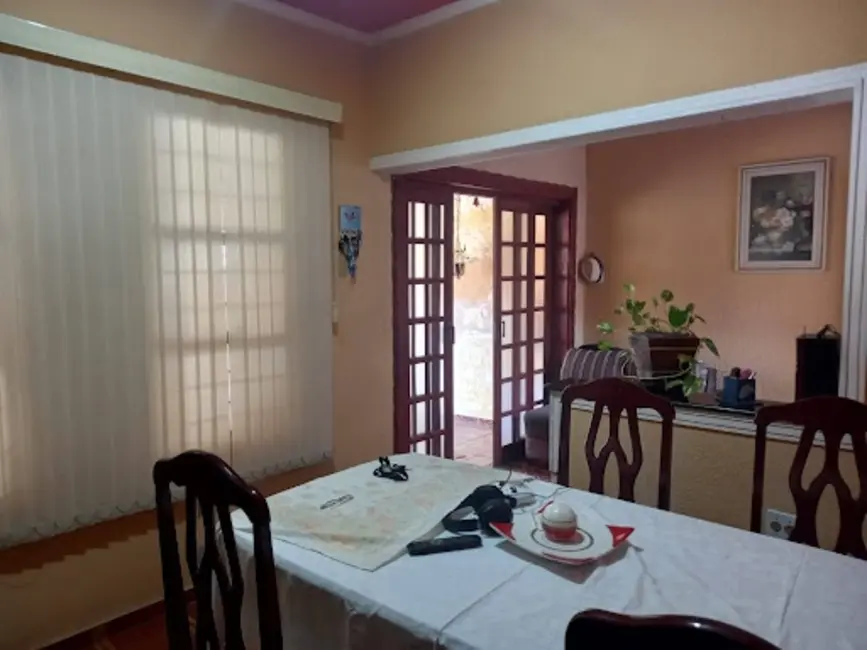 Casa com 2 quartos à venda em Jardim Santa Marina, Sorocaba - SP - imagem 2 Foto 2 de Casa com 2 quartos à venda em Jardim Santa Marina, Sorocaba - SP