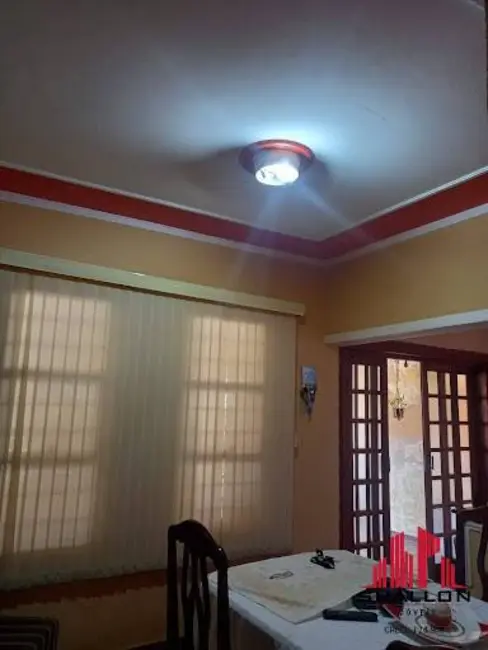 Casa com 2 quartos à venda em Jardim Santa Marina, Sorocaba - SP - imagem 3 Foto 3 de Casa com 2 quartos à venda em Jardim Santa Marina, Sorocaba - SP