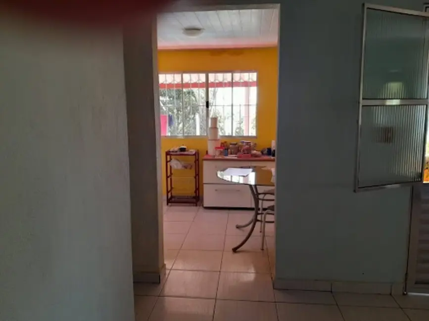 Chácara com 3 quartos à venda em Sarapui - SP - imagem 5 Foto 5 de Chácara com 3 quartos à venda em Sarapui - SP