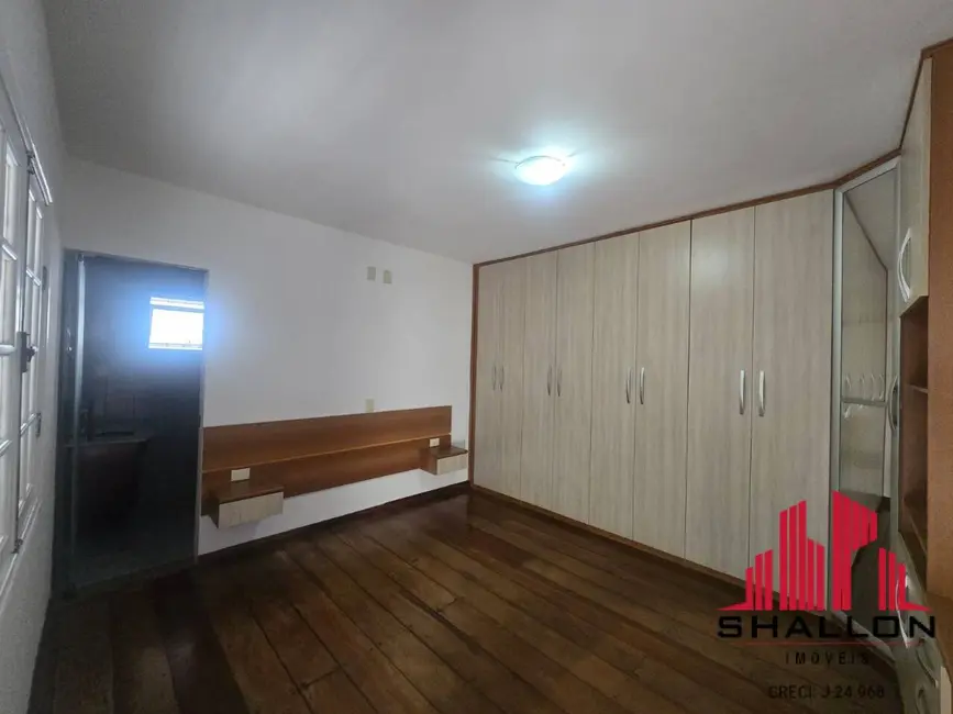 Sobrado com 3 quartos à venda em Vila São Jorge, Sorocaba - SP - imagem 8 Foto 8 de Sobrado com 3 quartos à venda em Vila São Jorge, Sorocaba - SP