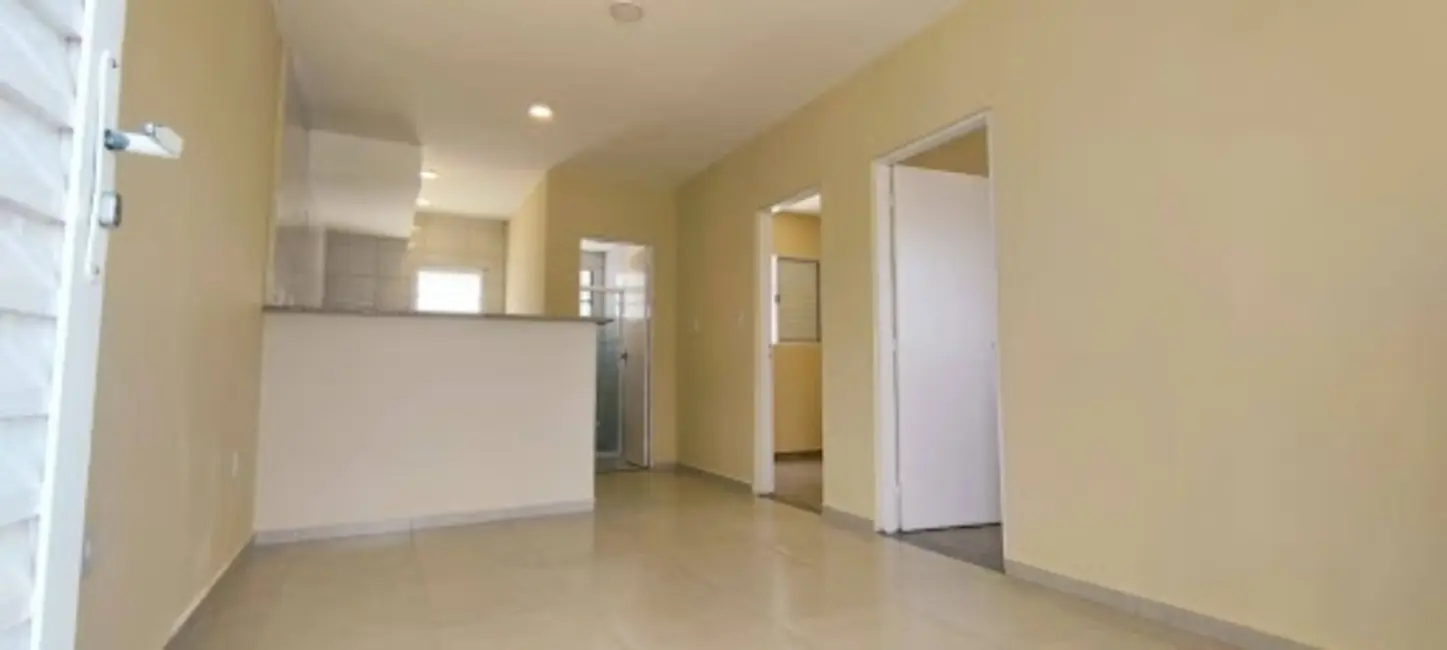 Apartamento com 2 quartos à venda em Lopes de Oliveira, Sorocaba - SP - imagem 4 Foto 4 de Apartamento com 2 quartos à venda em Lopes de Oliveira, Sorocaba - SP