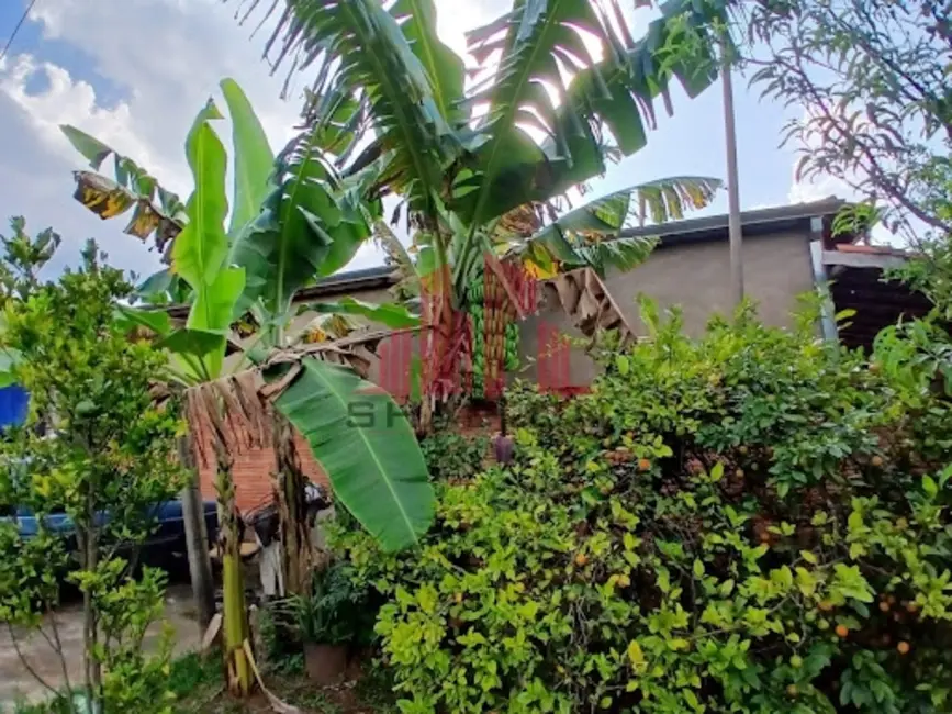 Foto 2 de Chácara com 3 quartos à venda, 180m2 em Aracoiaba Da Serra - SP
