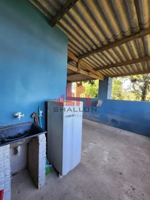 Chácara com 2 quartos à venda, 1340m2 em Aparecidinha, Sorocaba - SP - imagem 4 Foto 4 de Chácara com 2 quartos à venda, 1340m2 em Aparecidinha, Sorocaba - SP