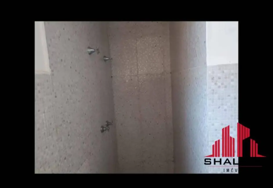 Casa com 2 quartos para alugar em Lopes de Oliveira, Sorocaba - SP - imagem 5 Foto 5 de Casa com 2 quartos para alugar em Lopes de Oliveira, Sorocaba - SP