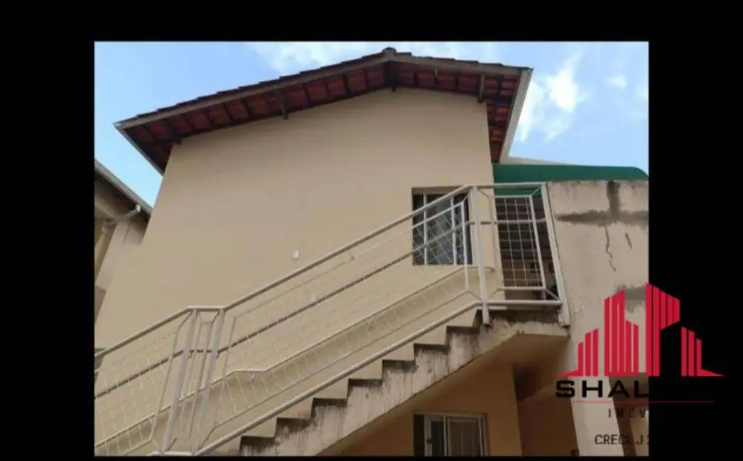 Casa com 2 quartos para alugar em Lopes de Oliveira, Sorocaba - SP - imagem 6 Foto 6 de Casa com 2 quartos para alugar em Lopes de Oliveira, Sorocaba - SP