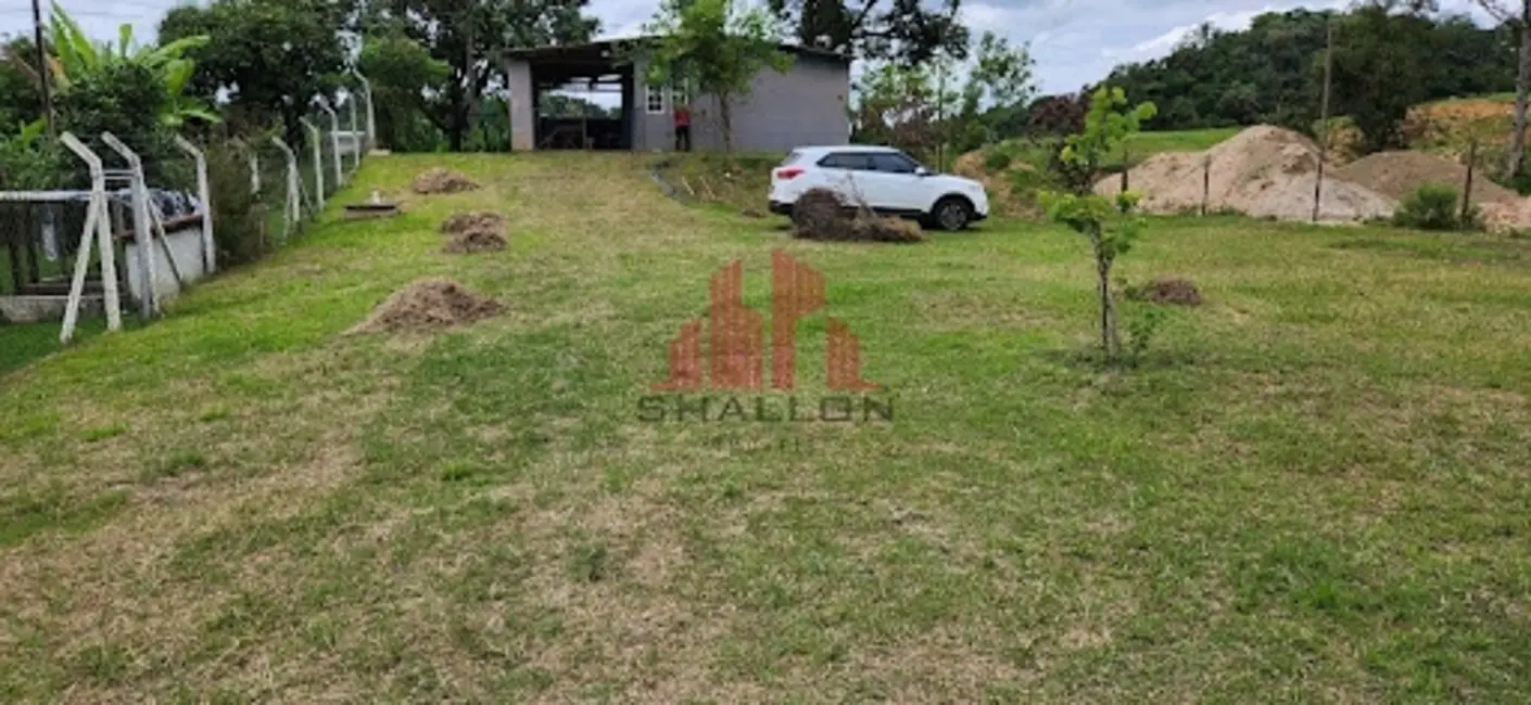 Foto 1 de Chácara com 2 quartos à venda, 1340m2 em Aparecidinha, Sorocaba - SP