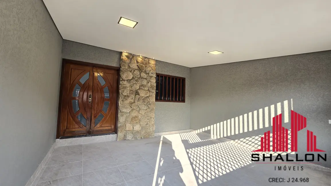 Foto 1 de Casa com 3 quartos à venda em Jardim Amalia,  - SP