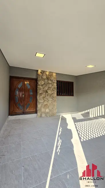 Foto 2 de Casa com 3 quartos à venda em Jardim Amalia,  - SP