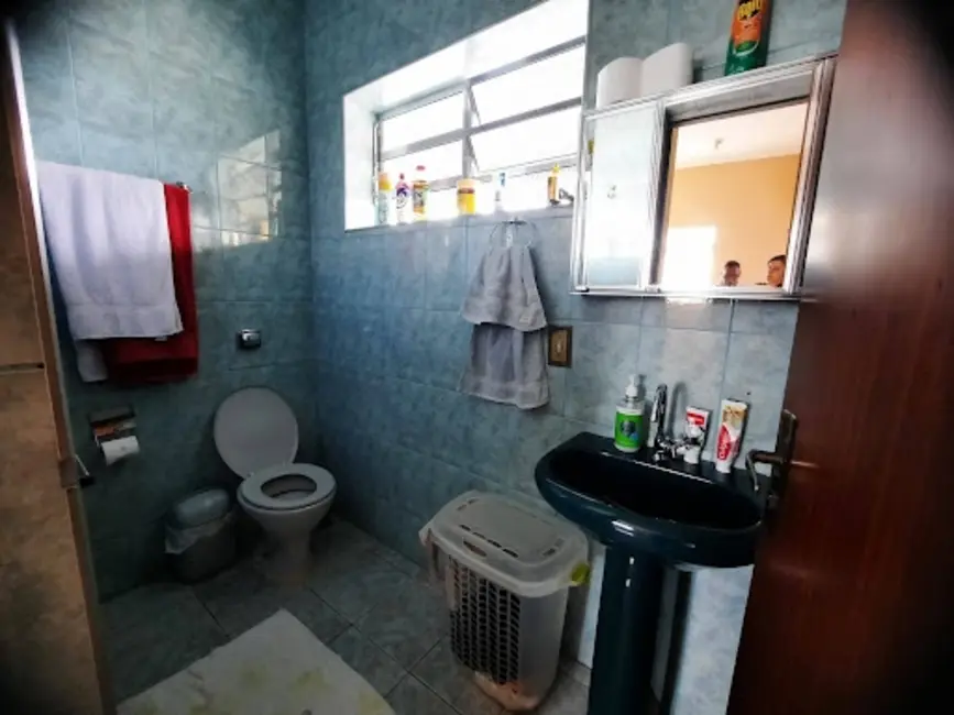 Foto 2 de Sobrado com 4 quartos à venda em Jardim Itapuã, Sorocaba - SP