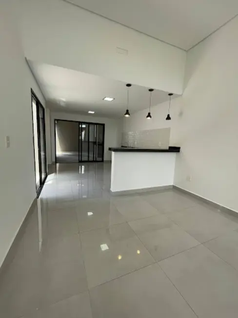 Foto 1 de Casa de Condomínio com 3 quartos à venda em Horto Florestal, Sorocaba - SP