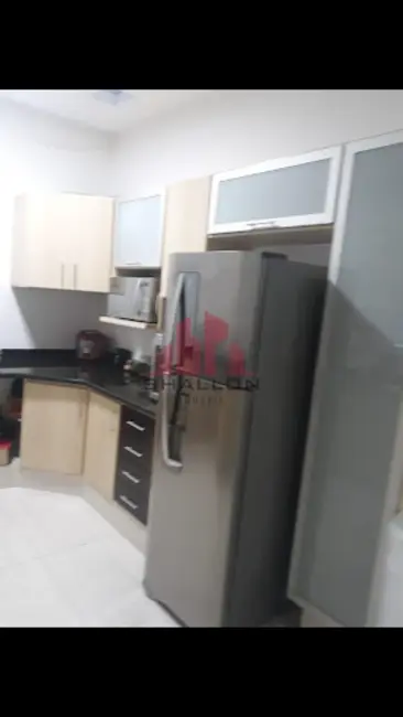 Sobrado com 2 quartos à venda, 87m2 em Jardim Santa Catarina, Sorocaba - SP - imagem 5 Foto 5 de Sobrado com 2 quartos à venda, 87m2 em Jardim Santa Catarina, Sorocaba - SP