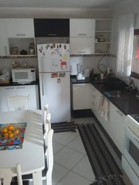 Foto 3 de Sobrado com 3 quartos à venda, 235m2 em Jardim Piazza di Roma, Sorocaba - SP