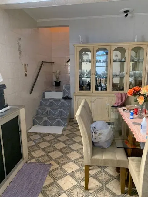 Sobrado com 3 quartos à venda em Jardim Santa Lúcia, Sorocaba - SP - imagem 6 Foto 6 de Sobrado com 3 quartos à venda em Jardim Santa Lúcia, Sorocaba - SP