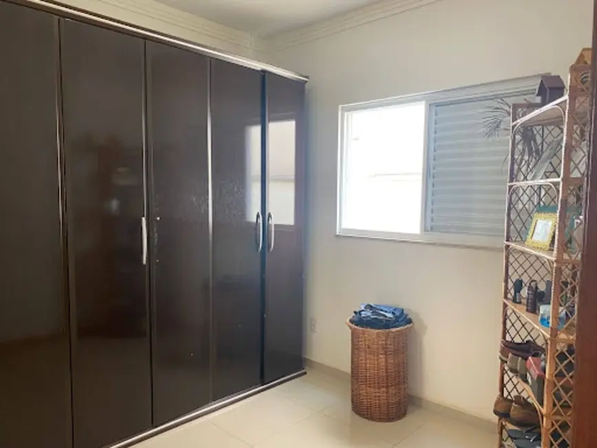 Casa de Condomínio com 3 quartos à venda em Jardim Golden Park Residencial, Sorocaba - SP - imagem 3 Foto 3 de Casa de Condomínio com 3 quartos à venda em Jardim Golden Park Residencial, Sorocaba - SP