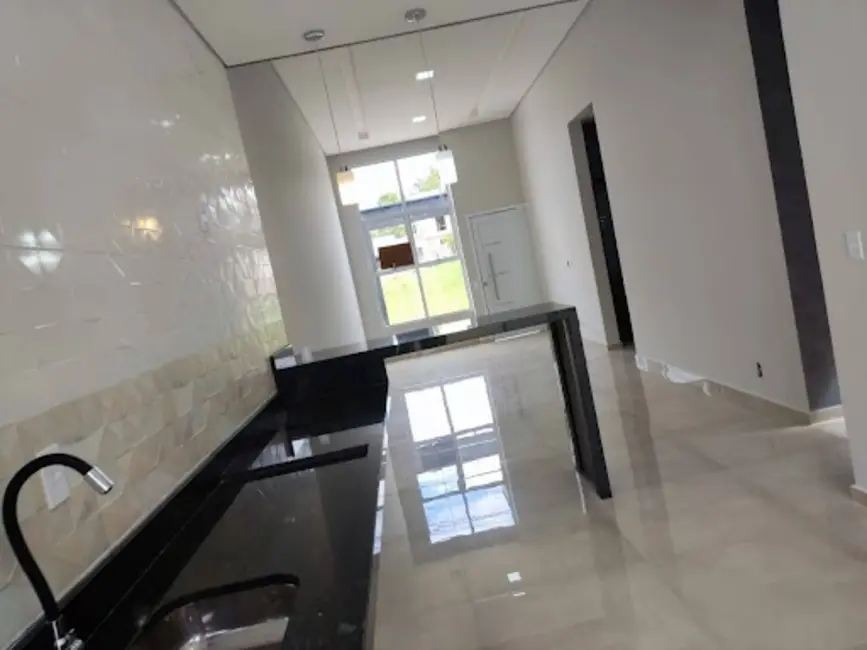Casa de Condomínio com 3 quartos à venda em Horto Florestal, Sorocaba - SP - imagem 4 Foto 4 de Casa de Condomínio com 3 quartos à venda em Horto Florestal, Sorocaba - SP