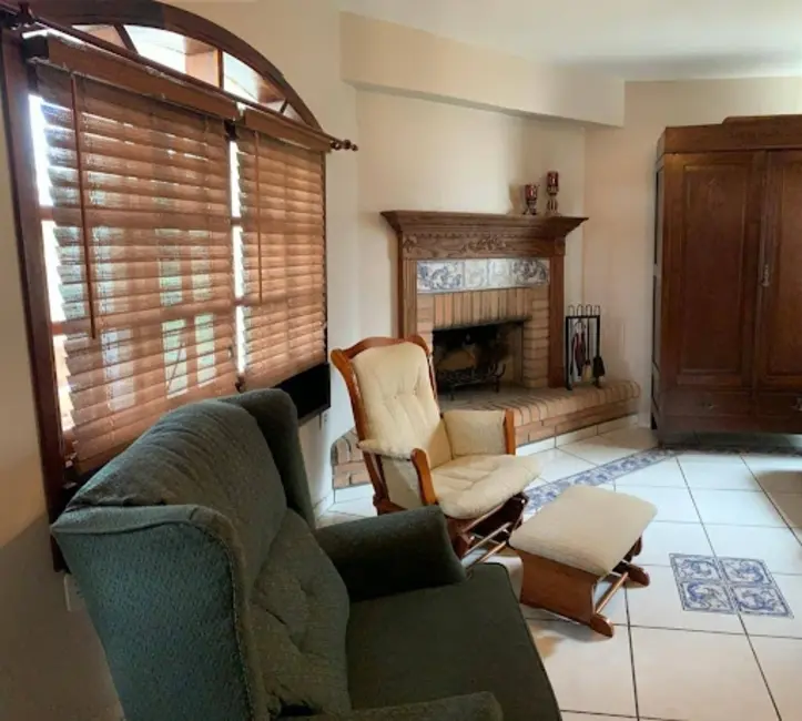 Casa com 4 quartos à venda em Jardim Nova Ipanema, Sorocaba - SP - imagem 9 Foto 9 de Casa com 4 quartos à venda em Jardim Nova Ipanema, Sorocaba - SP