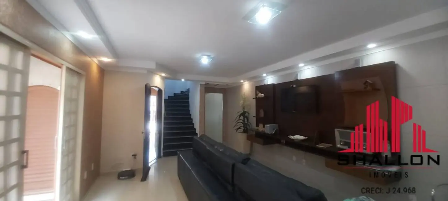 Sobrado com 4 quartos à venda em Jardim São Guilherme, Sorocaba - SP - imagem 2 Foto 2 de Sobrado com 4 quartos à venda em Jardim São Guilherme, Sorocaba - SP