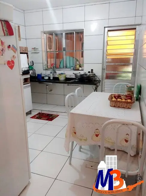 Foto 5 de Sobrado com 2 quartos à venda, 95m2 em Jardim Henriqueta, Taboao Da Serra - SP