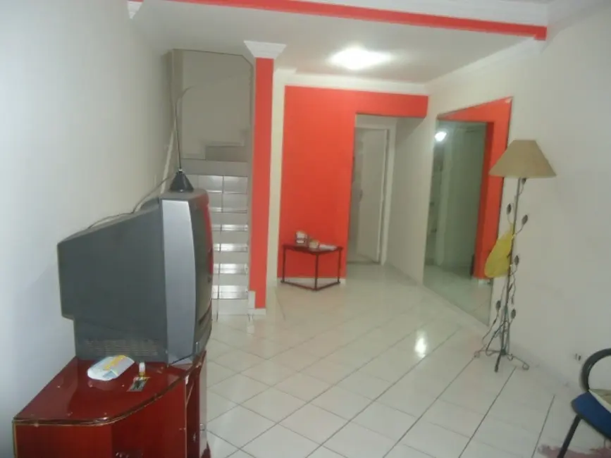 Foto 2 de Sobrado com 2 quartos à venda, 125m2 em Jardim Monte Alegre, Taboao Da Serra - SP