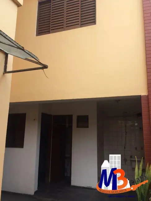 Foto 3 de Sobrado com 4 quartos à venda e para alugar, 120m2 em Taboao Da Serra - SP