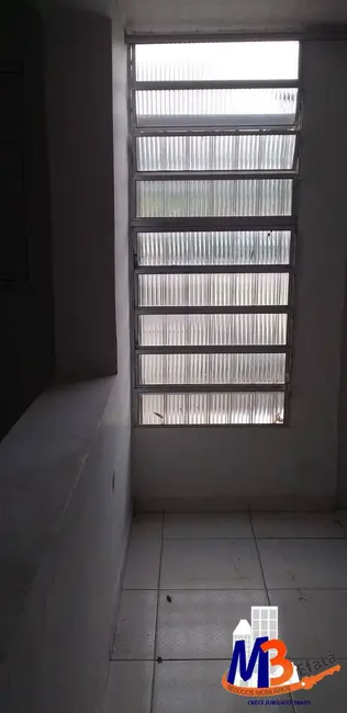 Foto 3 de Casa com 2 quartos para alugar, 130m2 em Jardim Salete, Taboao Da Serra - SP