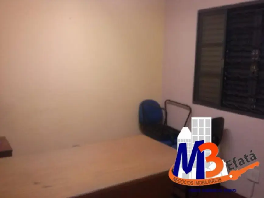 Casa com 2 quartos para alugar, 300m2 em Taboao Da Serra - SP - imagem 3 Foto 3 de Casa com 2 quartos para alugar, 300m2 em Taboao Da Serra - SP