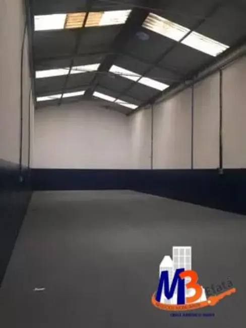 Armazém / Galpão com 4 quartos para alugar, 350m2 em Vila Carioca, São Paulo - SP - imagem 5 Foto 5 de Armazém / Galpão com 4 quartos para alugar, 350m2 em Vila Carioca, São Paulo - SP