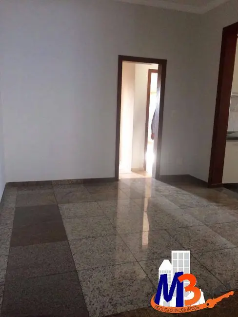 Foto 6 de Casa com 3 quartos à venda em Parque Assunção, Taboao Da Serra - SP