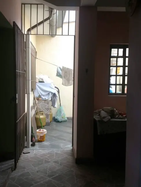 Casa com 3 quartos à venda, 190m2 em Jardim Maria Rosa, Taboao Da Serra - SP - imagem 6 Foto 6 de Casa com 3 quartos à venda, 190m2 em Jardim Maria Rosa, Taboao Da Serra - SP