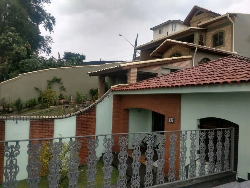 Casa com 3 quartos à venda, 190m2 em Jardim Maria Rosa, Taboao Da Serra - SP - imagem 5 Foto 5 de Casa com 3 quartos à venda, 190m2 em Jardim Maria Rosa, Taboao Da Serra - SP