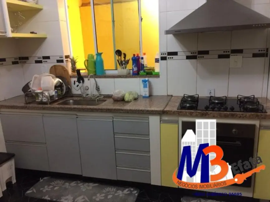 Foto 2 de Sobrado com 3 quartos para alugar, 240m2 em São Paulo - SP