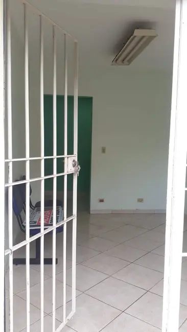 Foto 3 de Sala Comercial para alugar em Jardim Campo Limpo, São Paulo - SP