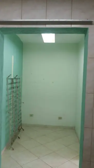 Foto 4 de Sala Comercial para alugar em Jardim Campo Limpo, São Paulo - SP