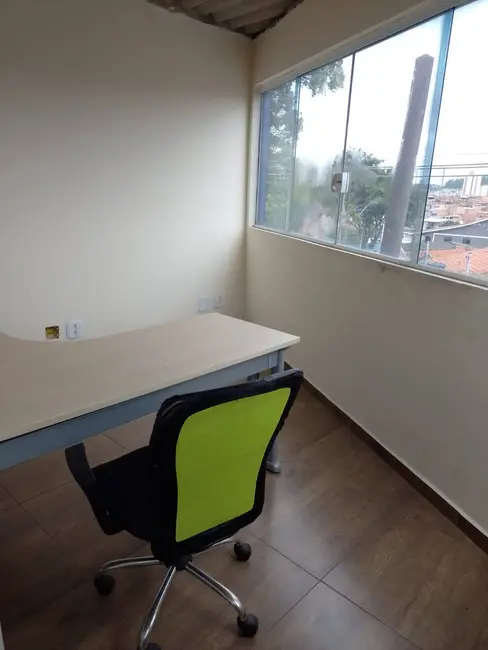 Sala Comercial para alugar, 180m2 em Arraial Paulista, Taboao Da Serra - SP - imagem 4 Foto 4 de Sala Comercial para alugar, 180m2 em Arraial Paulista, Taboao Da Serra - SP