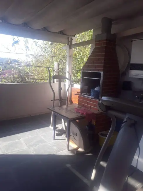 Sobrado com 2 quartos para alugar em Jardim das Esmeraldas, São Paulo - SP - imagem 4 Foto 4 de Sobrado com 2 quartos para alugar em Jardim das Esmeraldas, São Paulo - SP