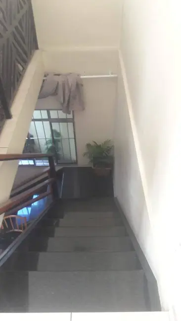 Sobrado com 2 quartos para alugar em Vila das Oliveiras, Taboao Da Serra - SP - imagem 5 Foto 5 de Sobrado com 2 quartos para alugar em Vila das Oliveiras, Taboao Da Serra - SP