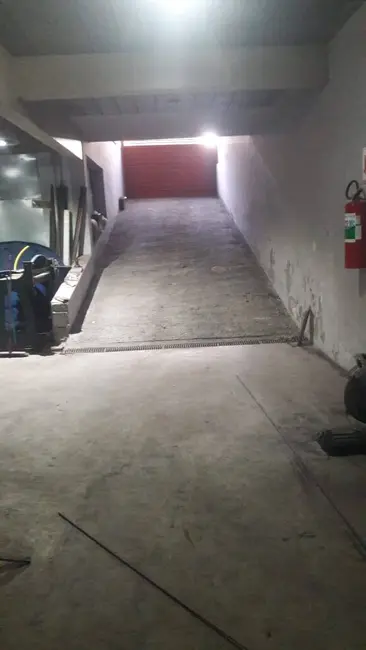 Sala Comercial para alugar, 450m2 em Jardim Maria Rosa, Taboao Da Serra - SP - imagem 8 Foto 8 de Sala Comercial para alugar, 450m2 em Jardim Maria Rosa, Taboao Da Serra - SP