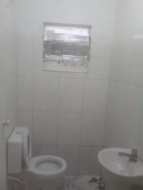 Casa com 1 quarto para alugar em Jardim Maria Rosa, Taboao Da Serra - SP - imagem 8 Foto 8 de Casa com 1 quarto para alugar em Jardim Maria Rosa, Taboao Da Serra - SP