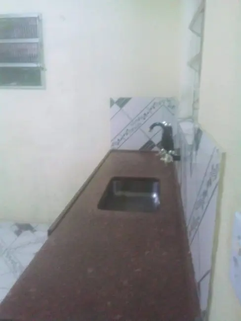 Casa com 1 quarto para alugar em Jardim Maria Rosa, Taboao Da Serra - SP - imagem 9 Foto 9 de Casa com 1 quarto para alugar em Jardim Maria Rosa, Taboao Da Serra - SP