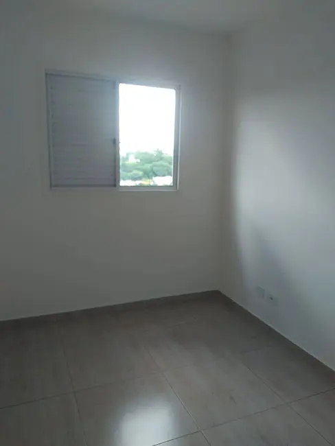 Apartamento com 3 quartos para alugar, 72m2 em Jardim Caner, Taboao Da Serra - SP - imagem 6 Foto 6 de Apartamento com 3 quartos para alugar, 72m2 em Jardim Caner, Taboao Da Serra - SP