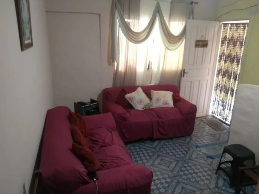 Foto 1 de Casa com 3 quartos para alugar, 125m2 em Jardim Iracema, Taboao Da Serra - SP