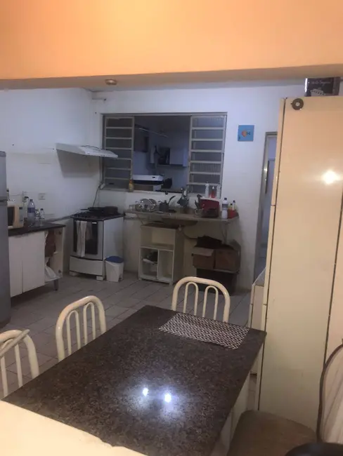 Casa com 1 quarto para alugar, 60m2 em Jardim Monte Alegre, Taboao Da Serra - SP - imagem 9 Foto 9 de Casa com 1 quarto para alugar, 60m2 em Jardim Monte Alegre, Taboao Da Serra - SP
