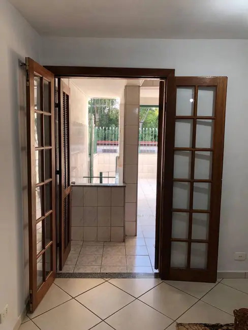Foto 4 de Sobrado com 2 quartos à venda, 125m2 em Jardim Monte Alegre, Taboao Da Serra - SP